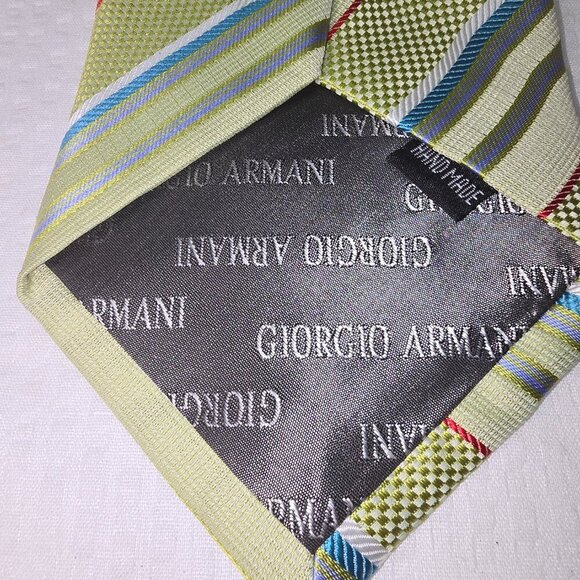 GIORGIO ARMANI ITALIAN SILK TIE APPLE GREEN WITH CRIMSON AND BLUE STRIPES EUC - Picture 4 of 7